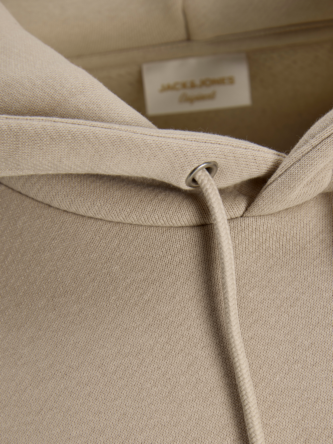 model_shot-detail